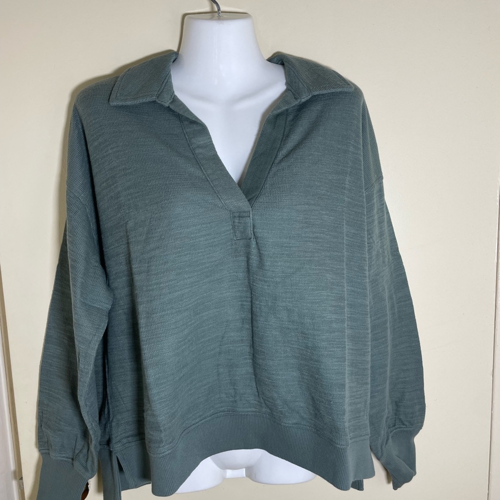 Sz XS Aerie women Green V-Neck Pullover Sweater new has holes in the cuff - Picture 4 of 11